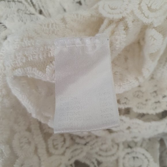 Julie White Embroidered  Sleeveless Top Size S/M - Picture 8 of 15